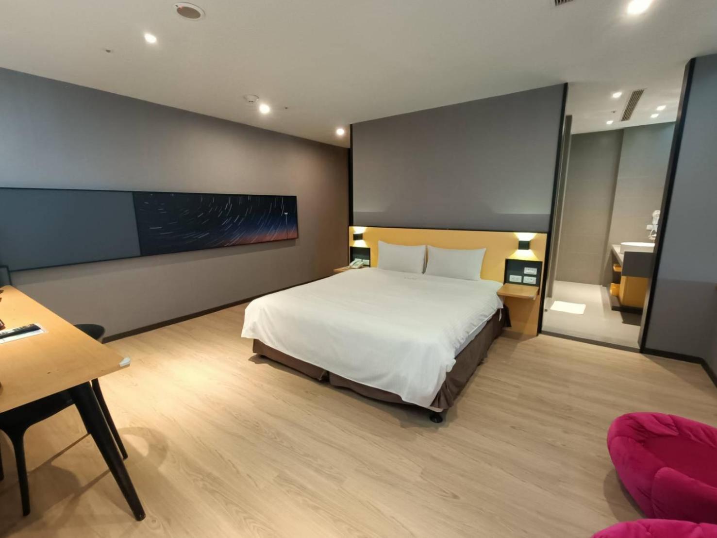 Hotel Walker-Taoyuan Zewnętrze zdjęcie